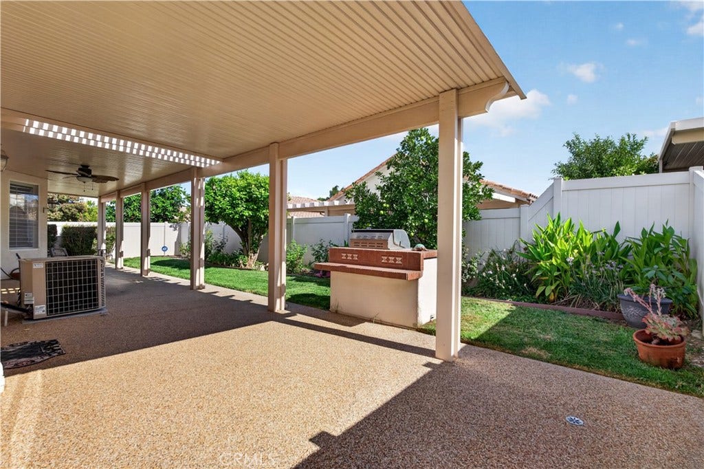 4979 Singing Hills, Banning, CA 92220 BACK YARD/PATIO