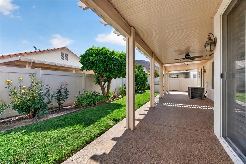 4979 Singing Hills, Banning, CA 92220 BACK YARD