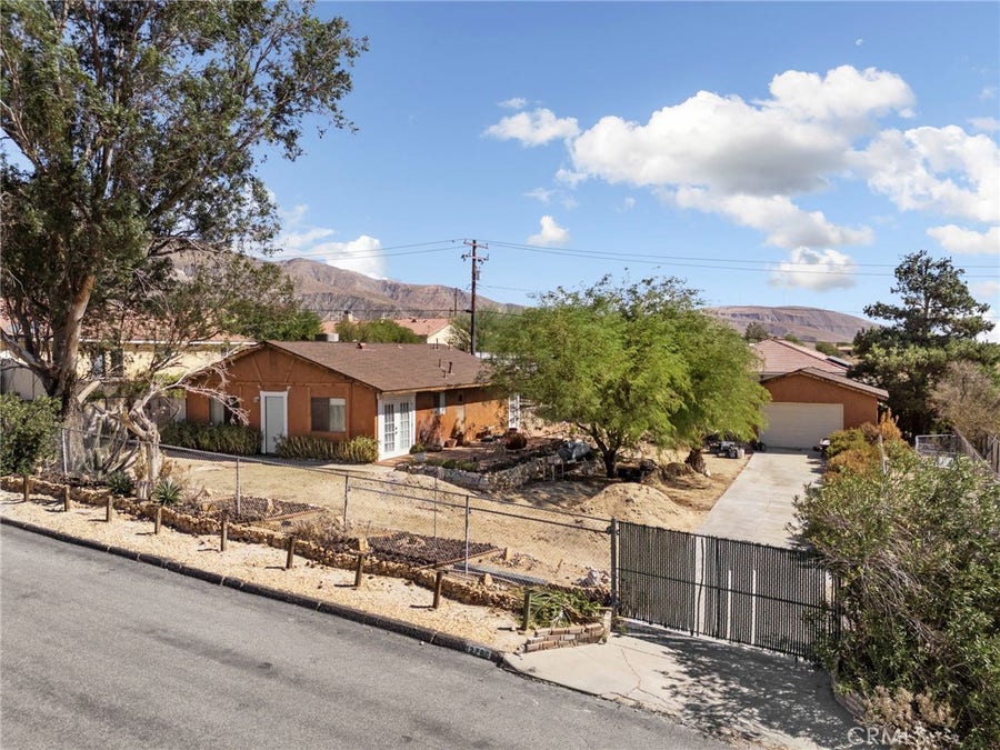 Property photo for 12760 Danbury Street, Whitewater, CA