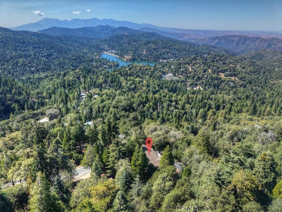 Property photo for 815 Chamois, Crestline, CA