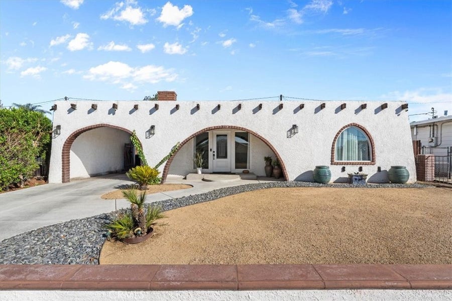 Property photo for 571 Gray St, Colton, CA
