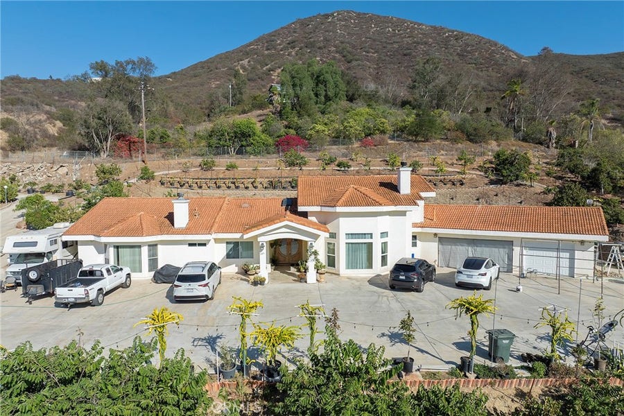 Property photo for 525 Stewart Canyon Road, Fallbrook, CA