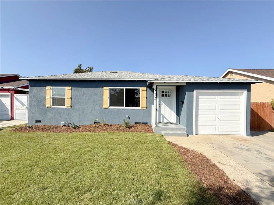 Property photo for 917 W 130th Street, Compton, CA