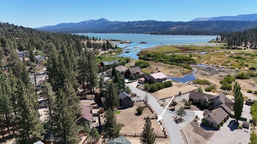 Property photo for 39180 Seminole, Fawnskin, CA
