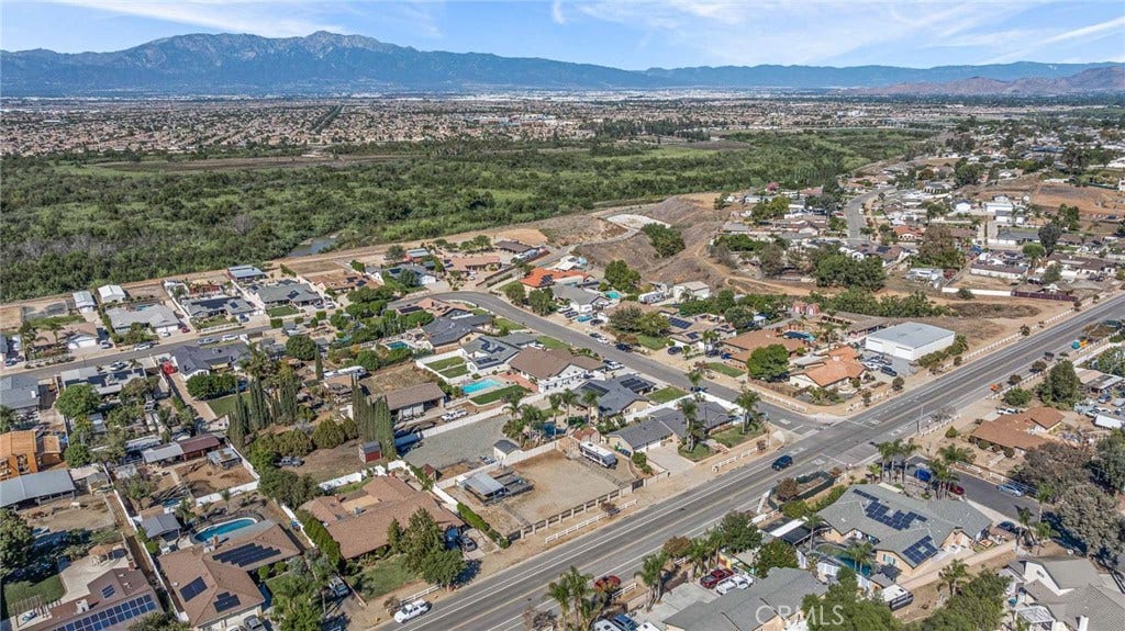 2777 Norco, Norco, CA 92860 View Looking Northwest! Great Trail Riding in the beautiful green Riverbed!