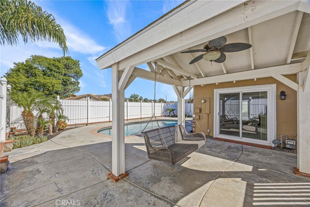 2777 Norco, Norco, CA 92860 Detached Gazebo & Pebble Tec finish Pool! - 2777 Norco Drive