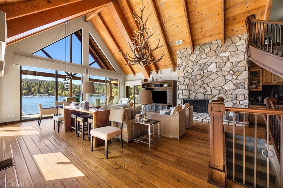 Property photo for 28103 Point Hamiltair, Lake Arrowhead, CA