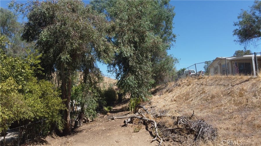 Property photo for 18290 Eucalyptus, Lake Elsinore, CA