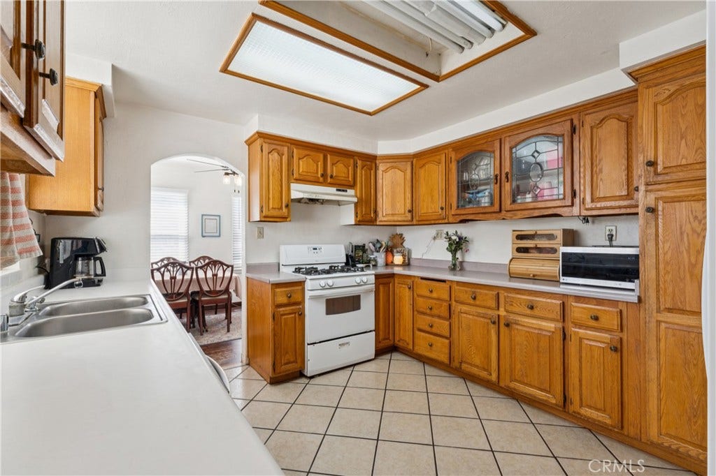6925 Barton, San Bernardino, CA 92404 6925 Barton, San Bernardino, CA 92404