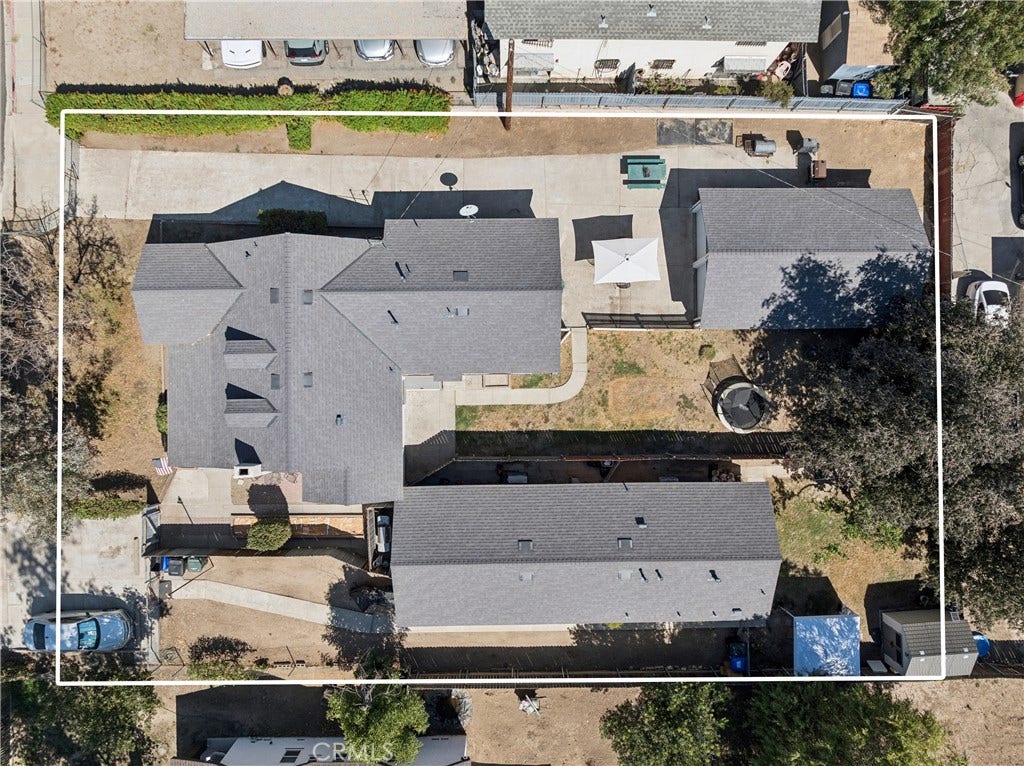 6925 Barton, San Bernardino, CA 92404 6925 Barton, San Bernardino, CA 92404
