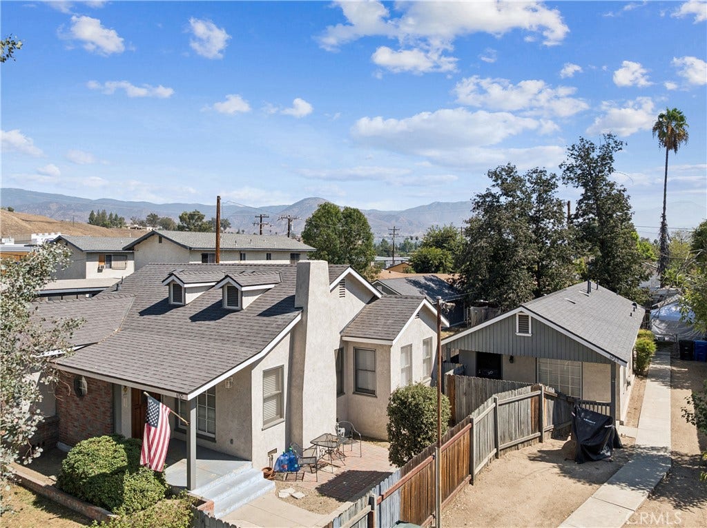 6925 Barton, San Bernardino, CA 92404 6925 Barton, San Bernardino, CA 92404