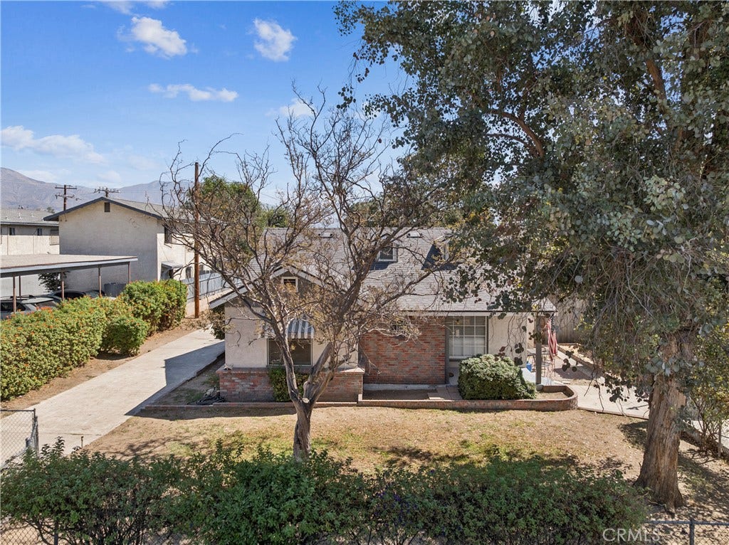 6925 Barton, San Bernardino, CA 92404 Main Unit 2925