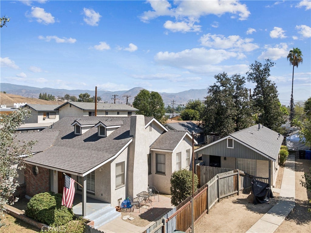 6925 Barton, San Bernardino, CA 92404 6925 Barton, San Bernardino, CA 92404