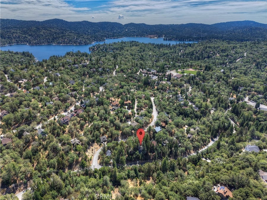 Property photo for 1468 Golden Rule Lane, Lake Arrowhead, CA