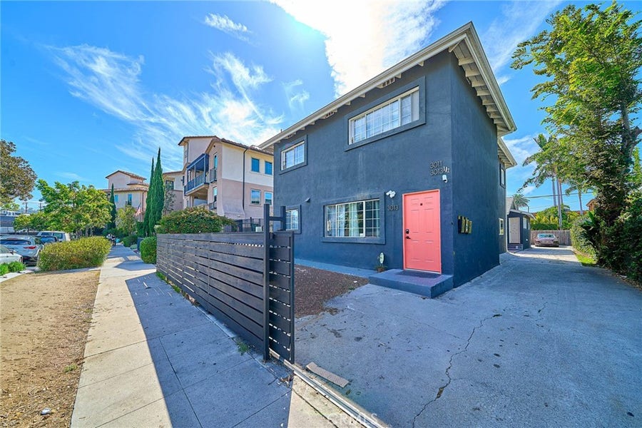 Property photo for 3011 S West View, Los Angeles, CA