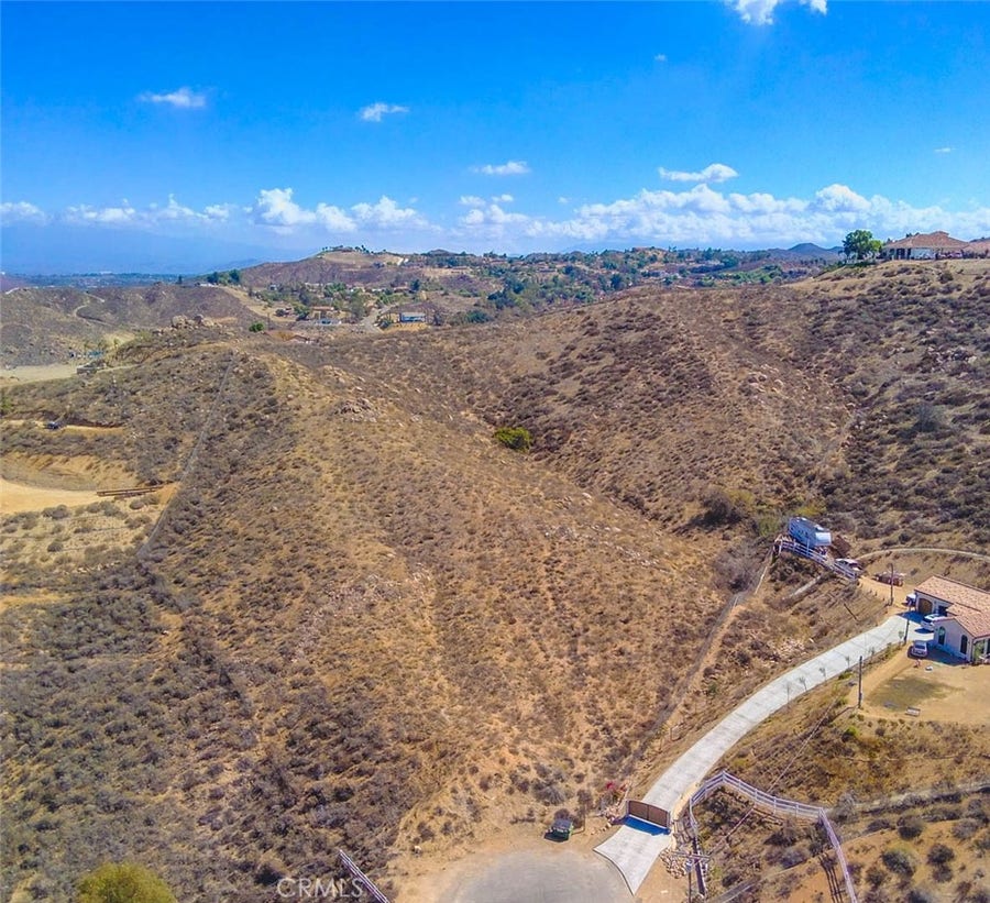 Property photo for 20879 Lockford Court, Lake Mathews, CA
