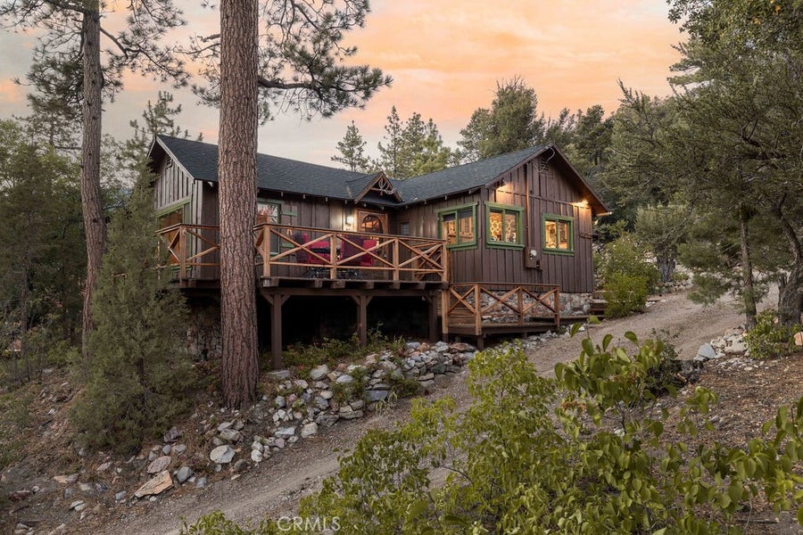 Property photo for 59 Lakeview Trail, Fawnskin, CA