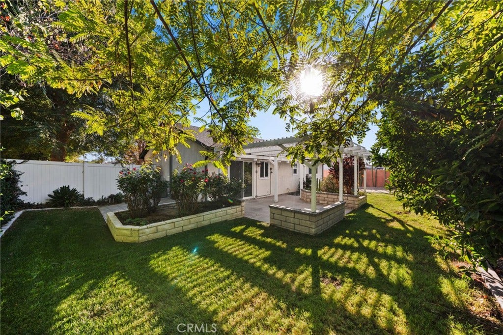 1557 Cambridge Avenue, Redlands, CA 92374