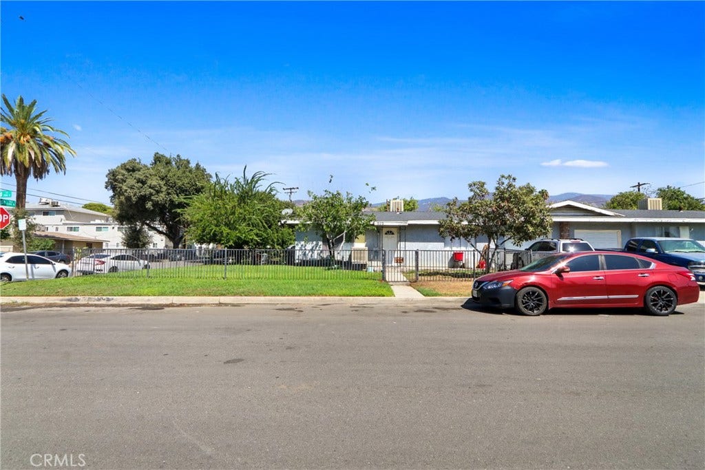 202 E 43rd, San Bernardino, CA 92404 202 E 43rd, San Bernardino, CA 92404