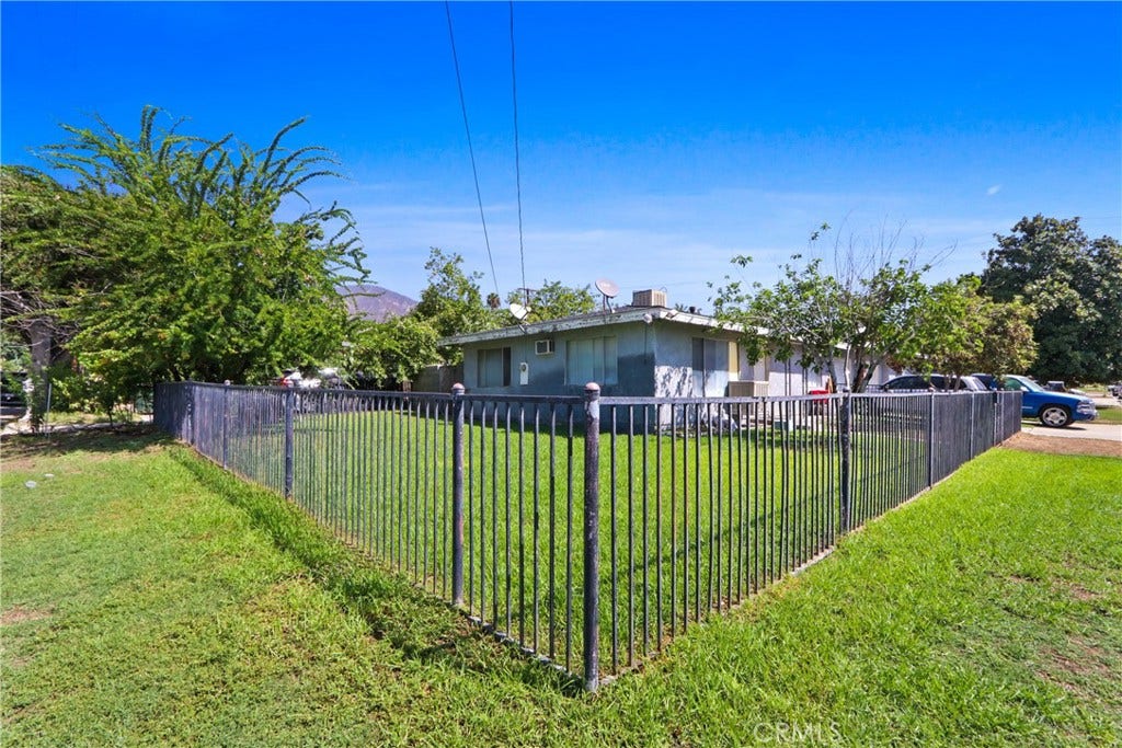 202 E 43rd, San Bernardino, CA 92404 202 E 43rd, San Bernardino, CA 92404
