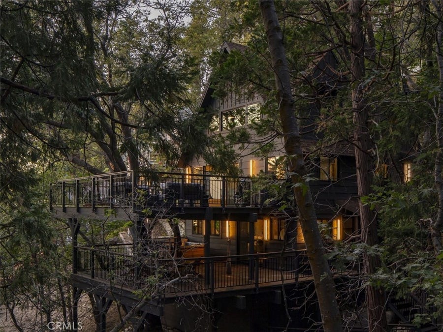 Property photo for 28706 Palisades Drive, Lake Arrowhead, CA
