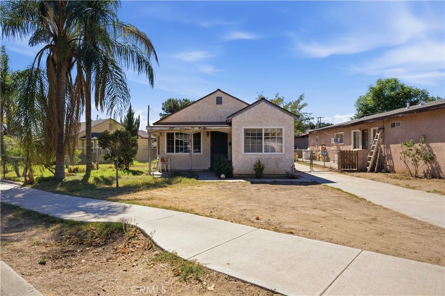 Property photo for 965 Kansas, Colton, CA