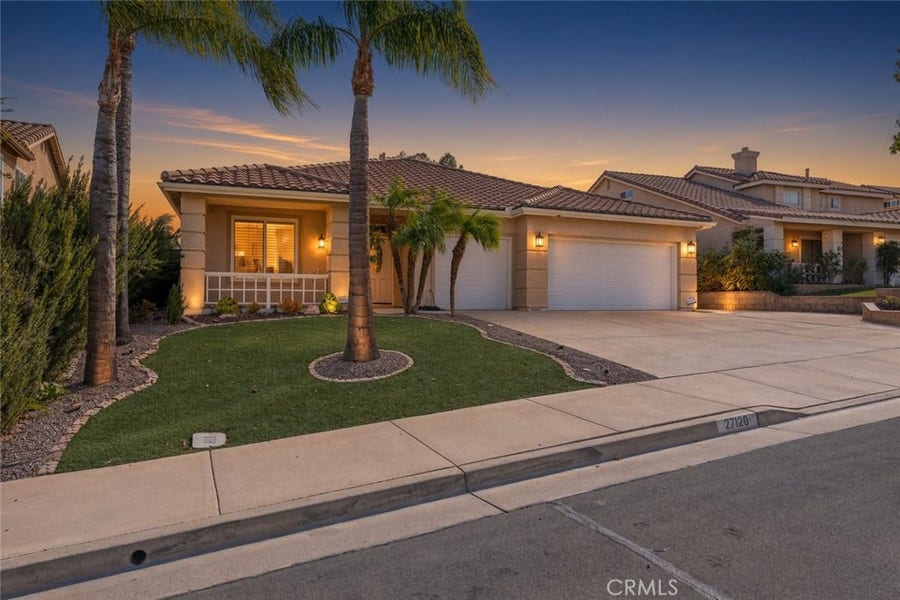 Property photo for 27120 Arrow Point Trail, Corona, CA