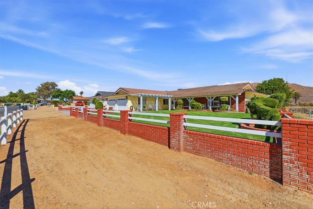 2791 Bronco Lane, Norco, CA 92860 Embrace the equestrian lifestyle with a horse trail just beyond your doorstep