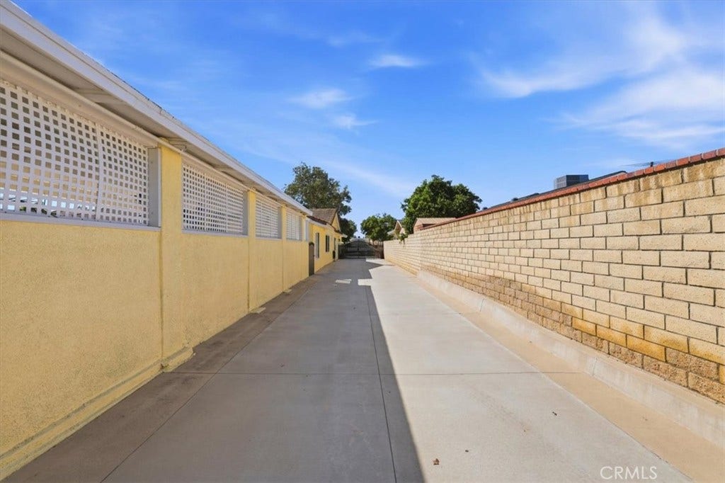2791 Bronco Lane, Norco, CA 92860 Easy access to the rear of the property