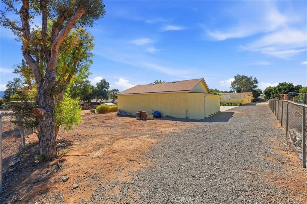 2791 Bronco Lane, Norco, CA 92860 Plenty of space behind the workshop