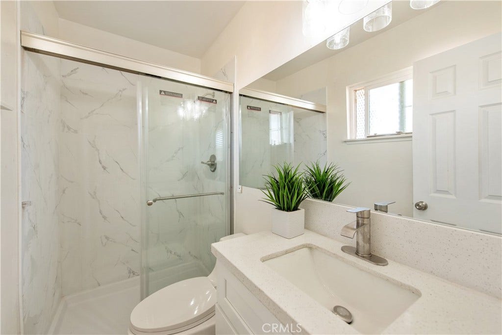 15105 Condor, Victorville, CA 92394