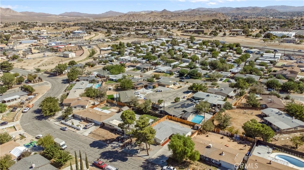 15105 Condor, Victorville, CA 92394