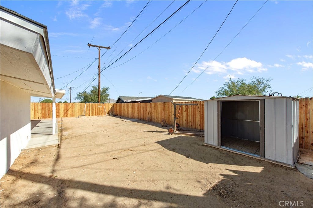 15105 Condor, Victorville, CA 92394