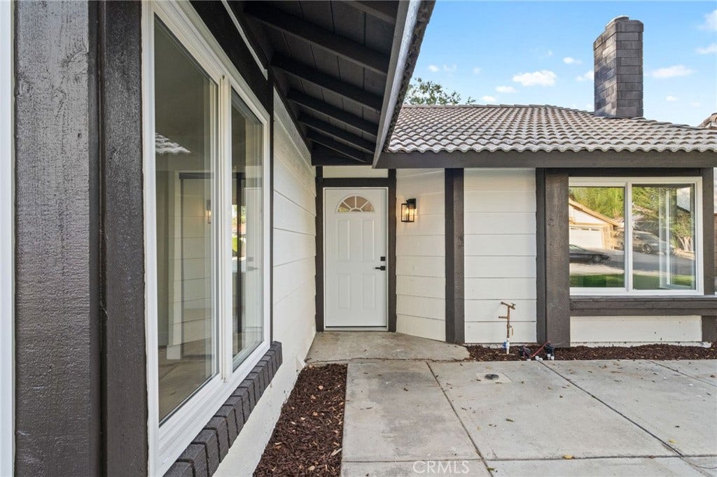 156 S Loretta Avenue, Rialto, CA 92376 156 S Loretta Avenue, Rialto, CA 92376