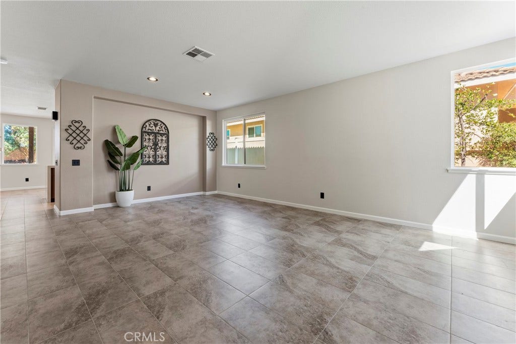 976 Hemingway, Corona, CA 92878 976 Hemingway, Corona, CA 92878