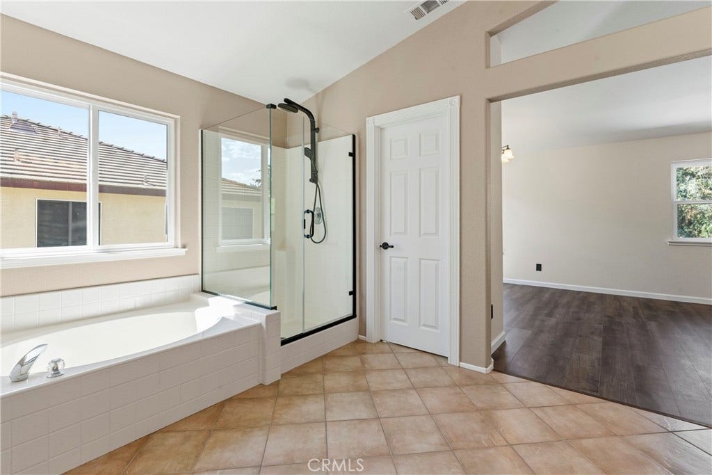976 Hemingway, Corona, CA 92878 976 Hemingway, Corona, CA 92878