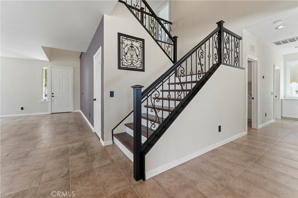 976 Hemingway, Corona, CA 92878 976 Hemingway, Corona, CA 92878