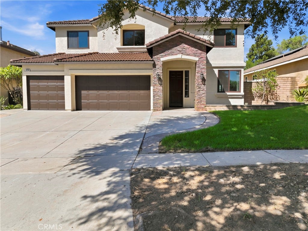976 Hemingway, Corona, CA 92878 976 Hemingway, Corona, CA 92878
