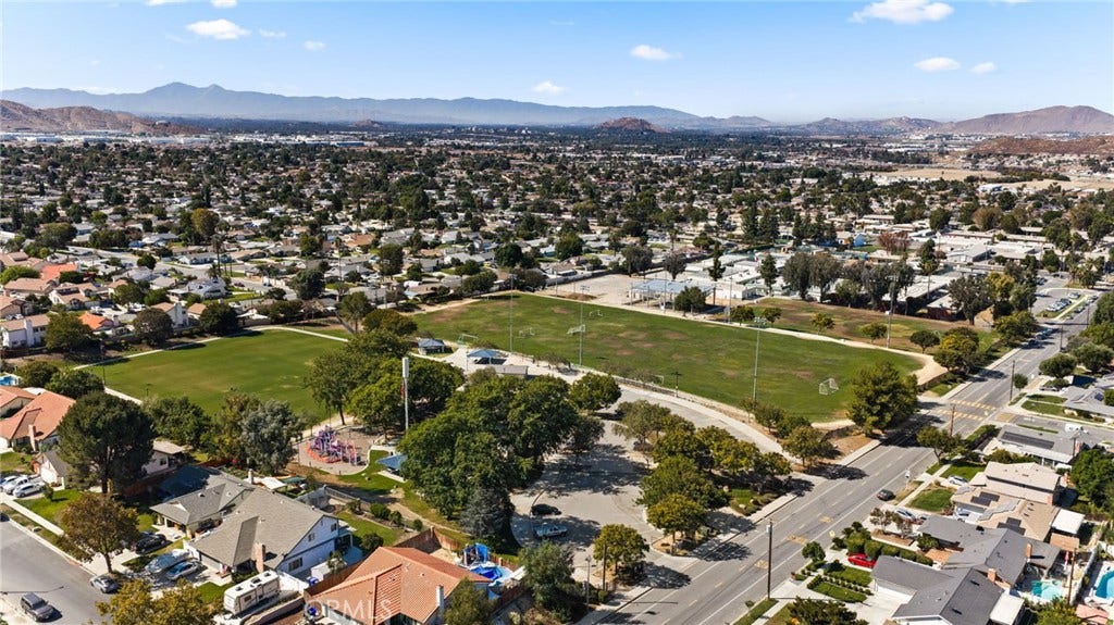 23000 Wren, Grand Terrace, CA 92313