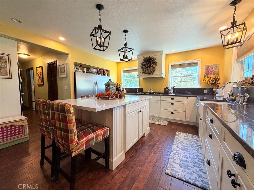 934 Teakwood, Lake Arrowhead, CA 92352 934 Teakwood, Lake Arrowhead, CA 92352
