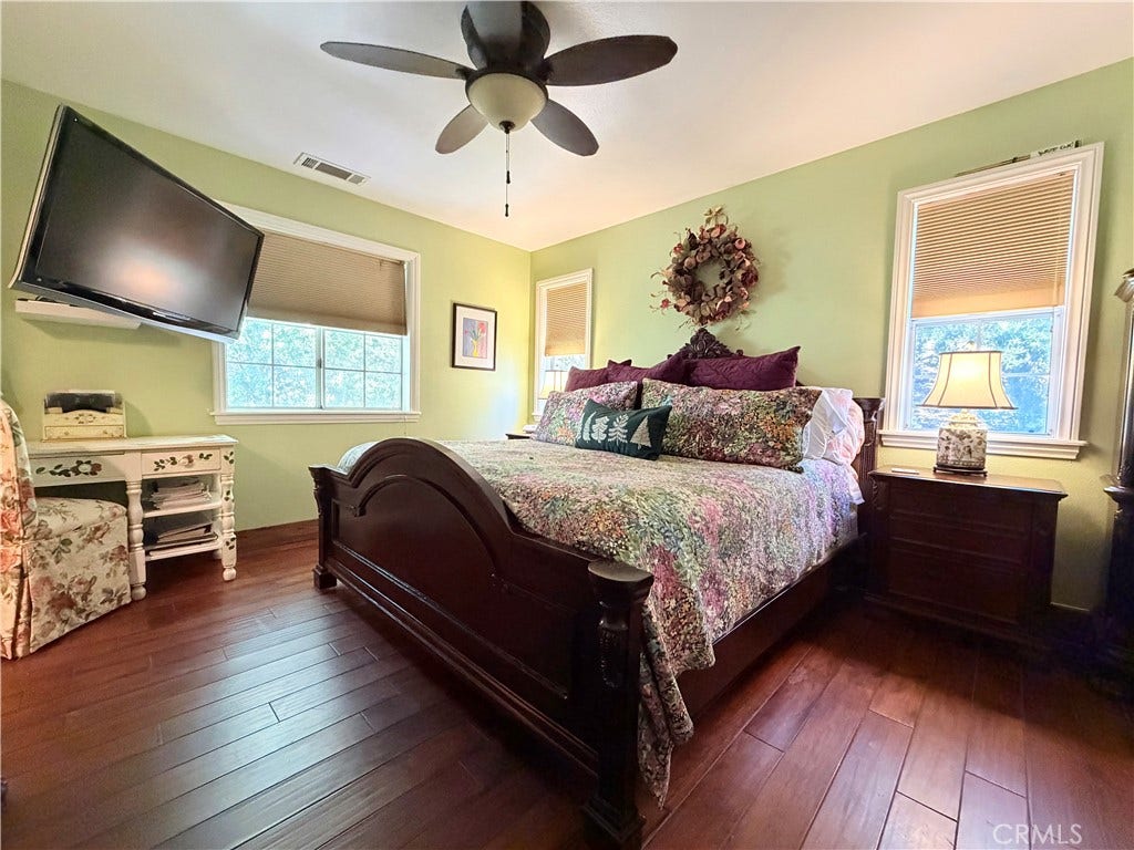 934 Teakwood, Lake Arrowhead, CA 92352 934 Teakwood, Lake Arrowhead, CA 92352