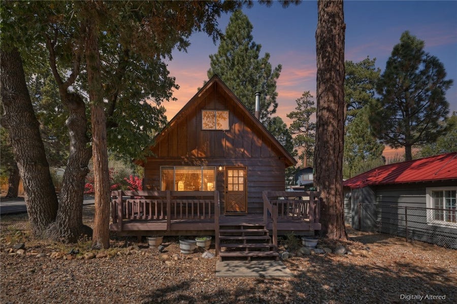 Property photo for 698 Highland, Sugarloaf, CA