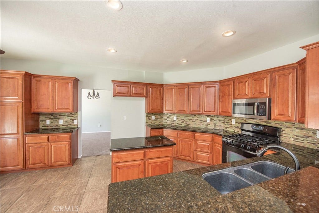 3134 Ranier Street, Corona, CA 92881 3134 Ranier Street, Corona, CA 92881