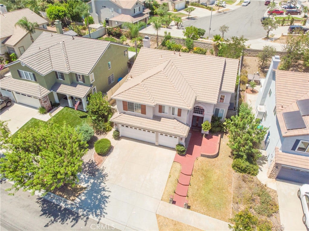 3134 Ranier Street, Corona, CA 92881 3134 Ranier Street, Corona, CA 92881