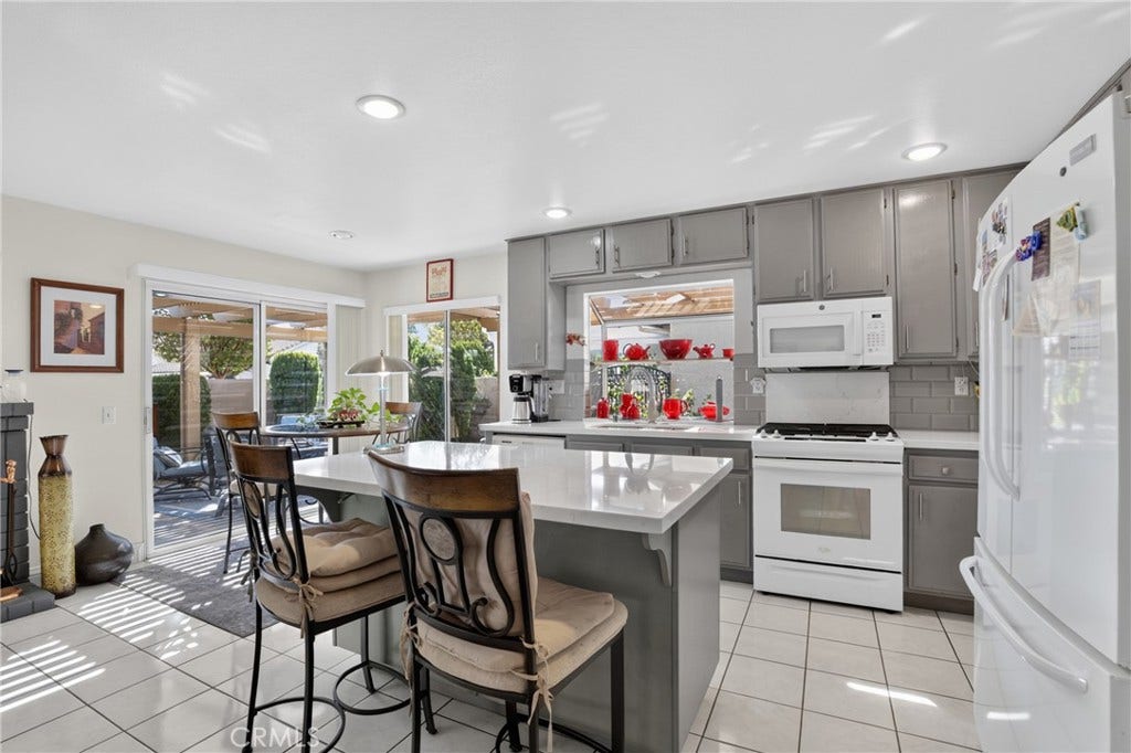 6048 Spanish Trail Cv, Banning, CA 92220