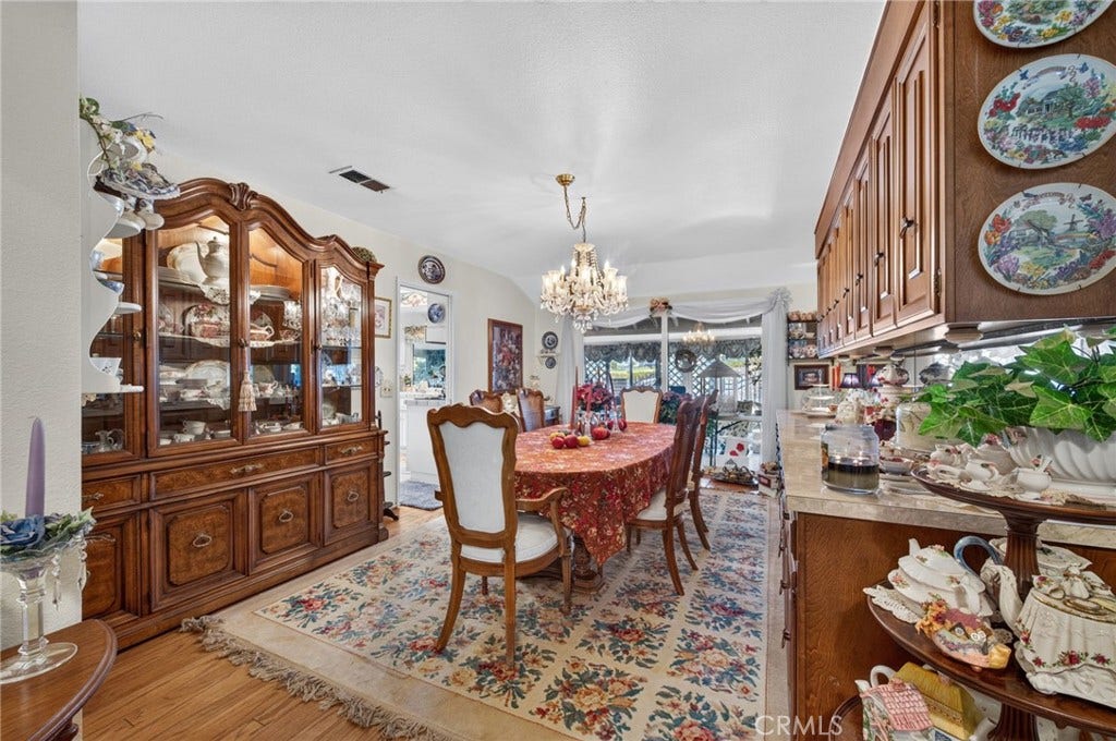1100 Via Vallarta, Riverside, CA 92506 1100 Via Vallarta, Riverside, CA 92506