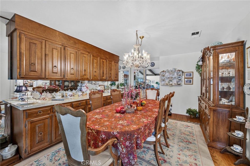 1100 Via Vallarta, Riverside, CA 92506 1100 Via Vallarta, Riverside, CA 92506