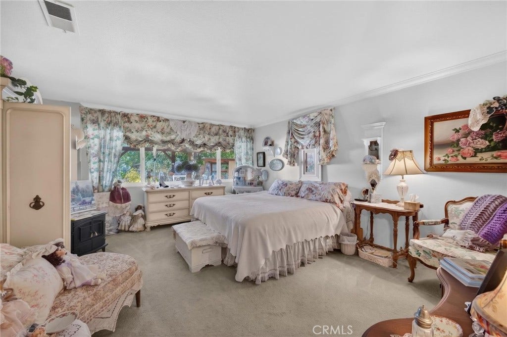 1100 Via Vallarta, Riverside, CA 92506 1100 Via Vallarta, Riverside, CA 92506