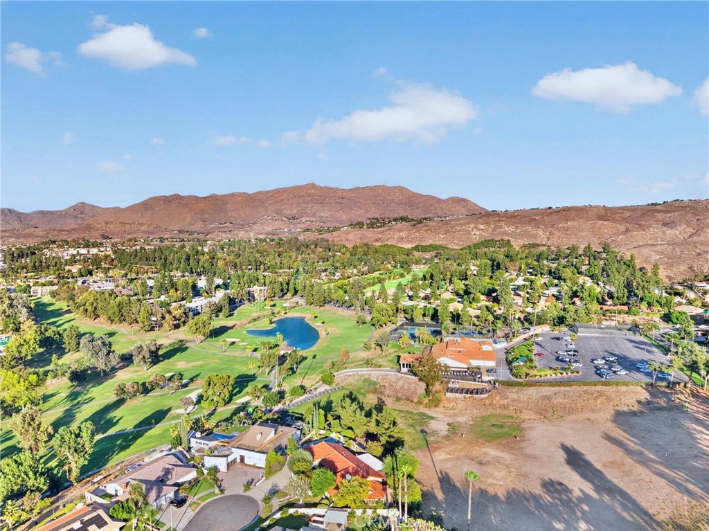1100 Via Vallarta, Riverside, CA 92506 1100 Via Vallarta, Riverside, CA 92506