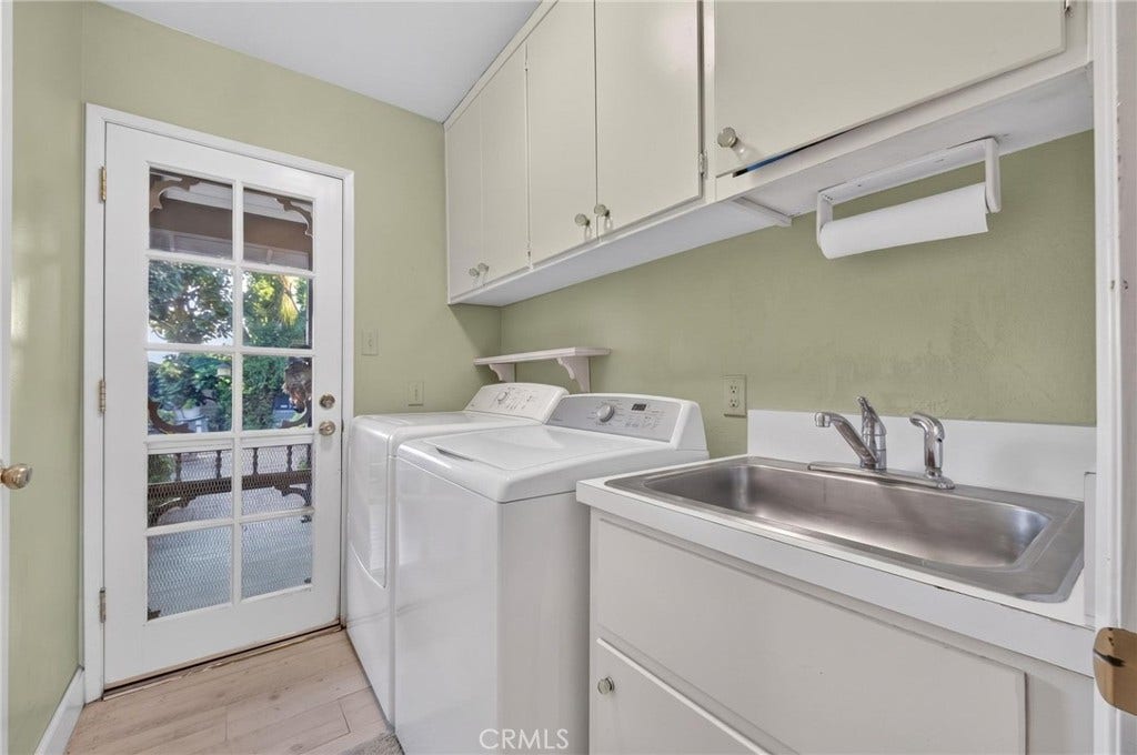1100 Via Vallarta, Riverside, CA 92506 1100 Via Vallarta, Riverside, CA 92506